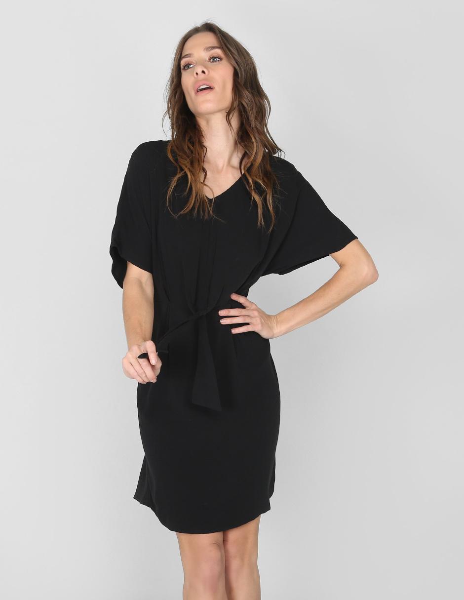 Vestido formal Petite Studio negro con cinta en Liverpool